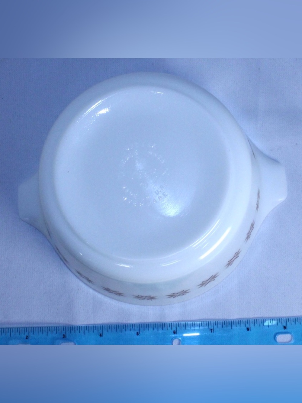 PYREX “Town and Country” Milk Glass Cinderella Dish 1 Q Model 473 #13 - Picture 7 of 7